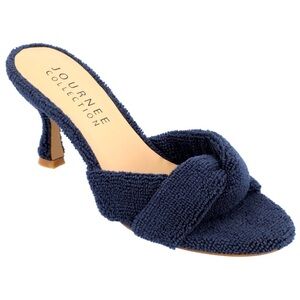 Sporty Blue Kickstand Kitten Heels Size 8 Nautical Navy Resort Wear Cruise Ready